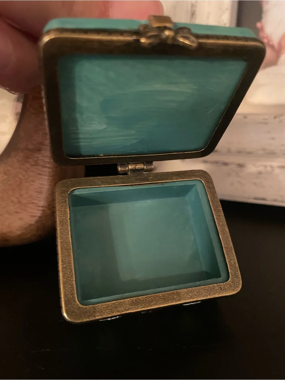 Christmas santa present trinket box